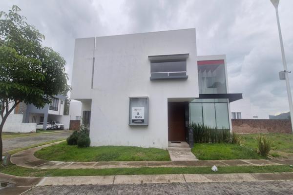 Foto de inmueble en Avenida Arbolada Bosques de Santa Anita 245 #245Int. 18, Col. La Cibela C.P. 45645, Tlajomulco de Zúñiga