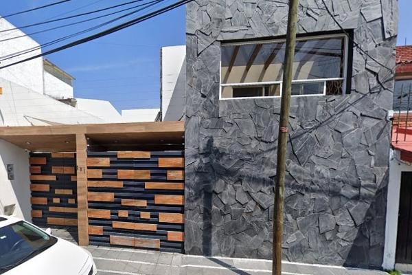 Foto de inmueble en Galileo Galilei  #201, Col. Residencial las Torres C.P. 50076, Toluca