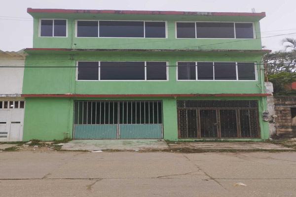 Foto de inmueble en 96536, Col. Teresa Morales Delgado C.P. 96536, Coatzacoalcos