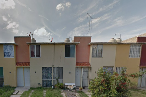 Foto de inmueble en C. Laureles 39, 45683 Galaxia Bonito Jalisco, Jal. #39, Col. El Muey C.P. 45683, El Salto
