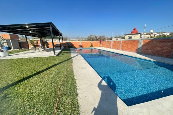 Foto de inmueble en Av. Par Vial #250, Col. Las Fuentes C.P. 62554, Jiutepec