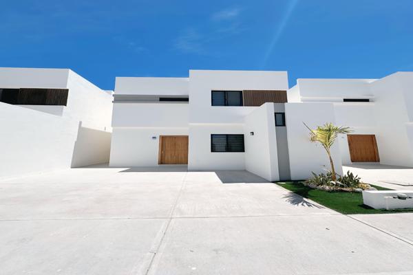 Foto de inmueble en Boulevard Santa Rosa s/n #s/n, Col. Miramar C.P. 23085, La Paz