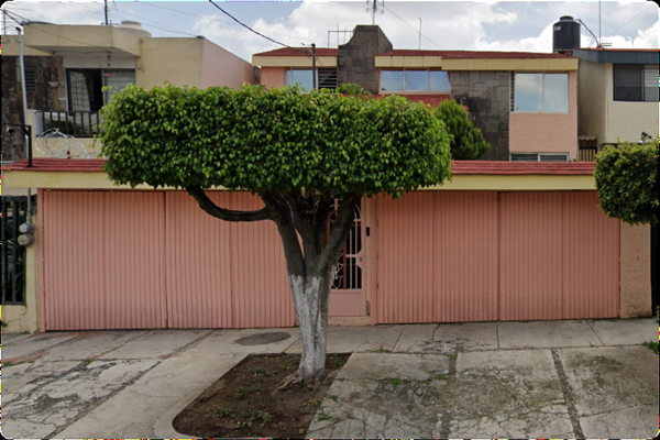 Foto de inmueble en Formosa, Col. Lomas Del Country C.P. 44610, Guadalajara