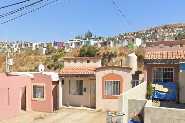 Foto de inmueble en Lomas de Santa Rosalía #s/n, Col. Lomas de la Presa C.P. 22813, Ensenada