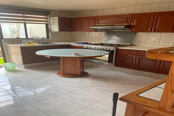 Foto de inmueble en Sagitario, Jardines de Satelite, 53129 Naucalpan de Juárez, Méx., Col. Jardines de Satélite C.P. 53129, Naucalpan de Juárez