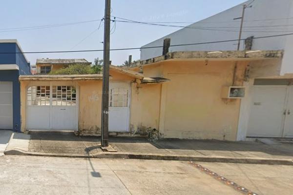 Foto de inmueble en Avenida Cuauhtémoc 1415 #1415, Col. Puerto México C.P. 96510, Coatzacoalcos