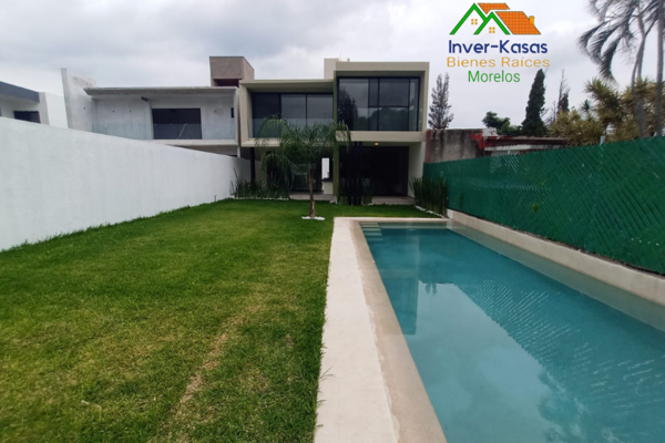 Foto de inmueble en Calle Circuito Real #3, Col. Real de Oaxtepec C.P. 62738, Yautepec