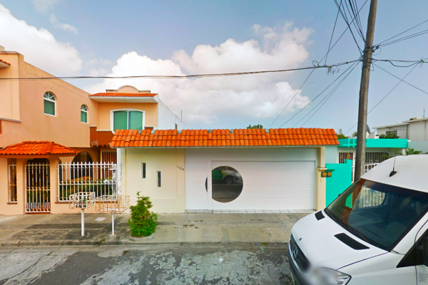 Foto de inmueble en  Arboledas #s/n, Col. Arboledas C.P. 91808, Veracruz