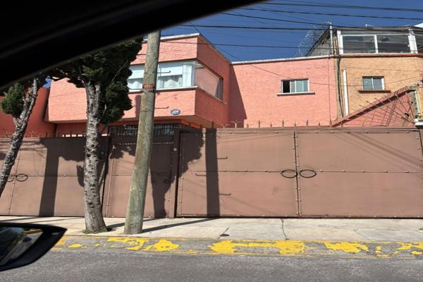 Foto de inmueble en AV DE LA GRAN VIA #s/n, Col. El Dorado C.P. 54020, Tlalnepantla de Baz