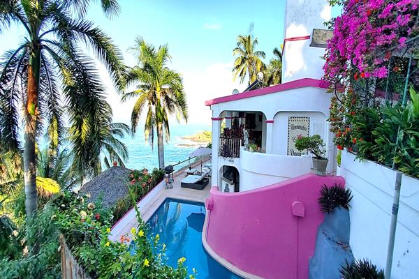 Foto de inmueble en Km 5 Calzada Pie de la Cuesta  56  #Casa 2, Col. Balcones Al Mar C.P. 39430, Acapulco de Juárez