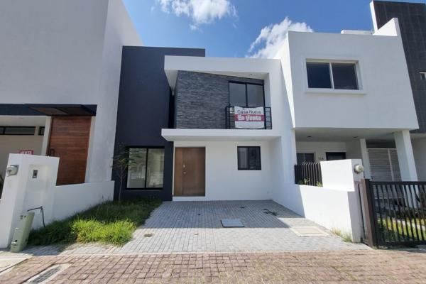 Foto de inmueble en Valparaiso, Col. Residencial el Refugio C.P. 76146, Querétaro