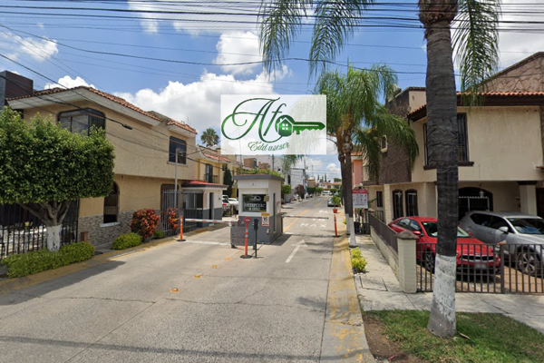 Foto de inmueble en Av. Tepeyac, Guadalupe Sur, 45053 Zapopan, Jal. #5650, Col. Residencial Tepeyac del Sol C.P. 45053, Zapopan