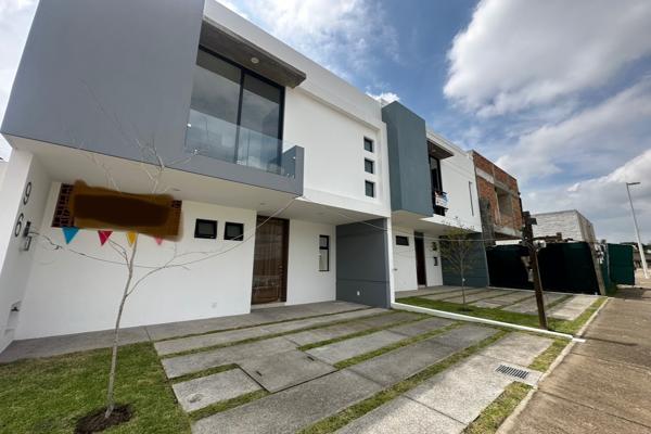 Foto de inmueble en Avenida Adamar Coto Guelatao Coto 3, Col. Adamar C.P. 45646, Tlajomulco de Zúñiga