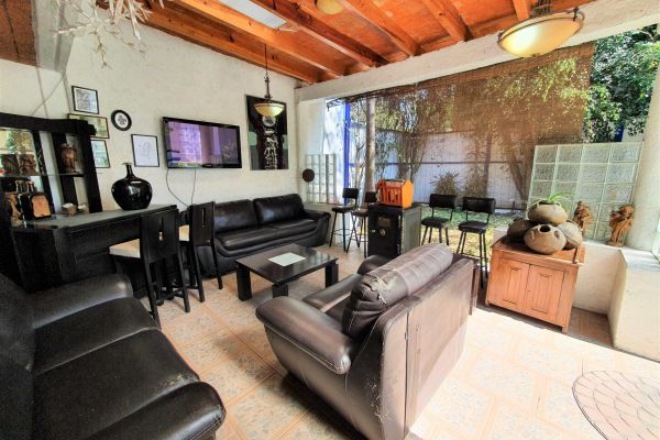 Foto de inmueble en Mariano Matamoros, Col. Tlalpan C.P. 14000, Tlalpan