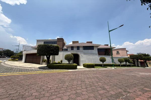 Foto de inmueble en Av Paseo del Pedregal #s/n, Col. Jardines en la Montaña C.P. 14210, Tlalpan