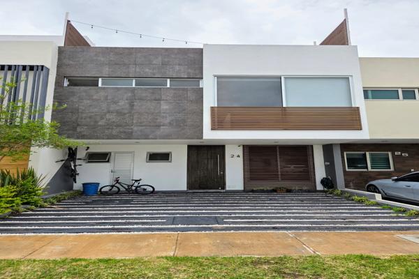 Foto de inmueble en Avenida Alameda Punto Sur  #6036, Col. Punto Sur C.P. 45645, Tlajomulco de Zúñiga