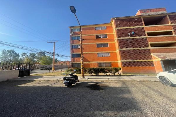 Foto de inmueble en Cond E, La Isla, 54935 San Pablo de las Salinas, Méx. #s/n, Col. La Isla C.P. 54935, Tultitlán