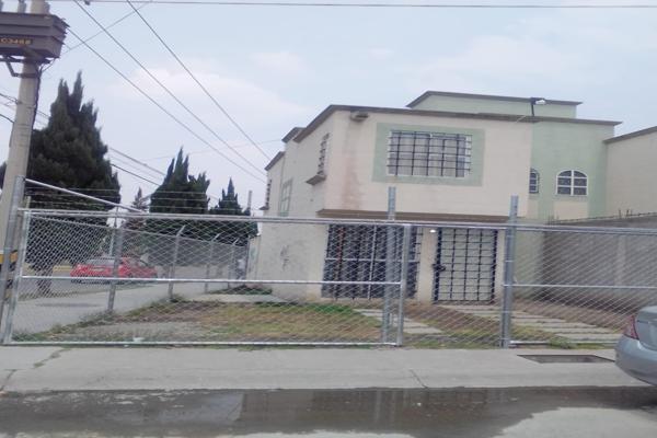 Foto de inmueble en Av. de los Capulines, Los Álamos, 54890 Melchor Ocampo, Méx. #Mza 33, Col. Visitación C.P. 54890, Melchor Ocampo