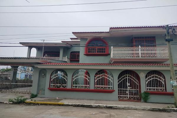 Foto de inmueble en Avenida 16 de Septiembre, Col. Coatzacoalcos Centro C.P. 96400, Coatzacoalcos
