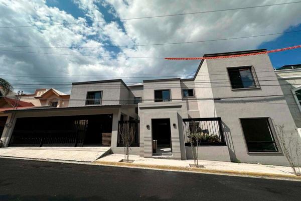 Foto de inmueble en DEL PASEO RESIDENCIAL  #222, Col. Del Paseo Residencial C.P. 64920, Monterrey