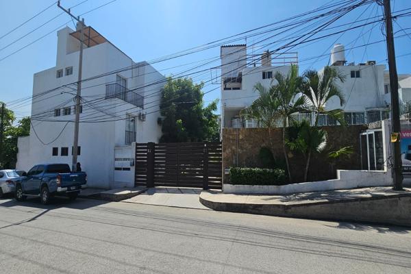 Foto de inmueble en Calle Emiliano Zapata 119 #119, Col. San Martín C.P. 28863, Manzanillo