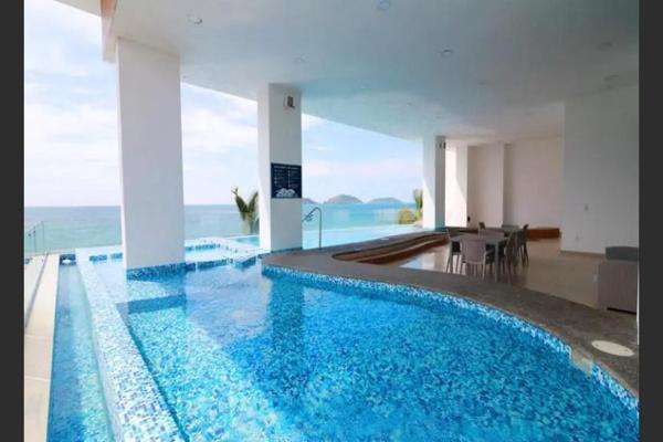 Foto de inmueble en las palmas, Col. Los Pinos C.P. 82000, Mazatlán