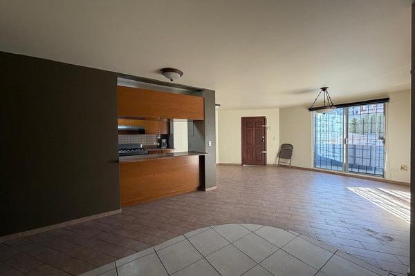 Foto de inmueble en C Palavicini, Col. Burócrata Hipódromo C.P. 22030, Tijuana