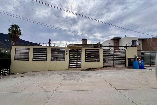 Foto de inmueble en privada c, Col. Granjas el Gallo C.P. 22850, Ensenada