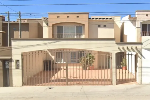 Foto de inmueble en CIRCUITO MONTES CANTABRICOS #19630, Col. Loma Dorada C.P. 22214, Tijuana