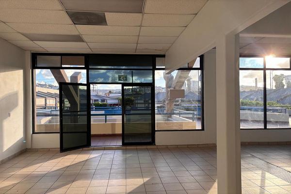 Foto de inmueble en Blvd. Lazaro Cardenas, Col. Los Árboles C.P. 22117, Tijuana