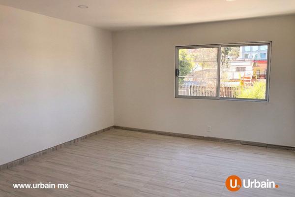 Foto de inmueble en España, Col. Madero (Cacho) C.P. 22040, Tijuana