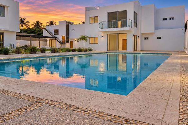 Foto de inmueble en calle Sn, Col. El Tezal C.P. 23454, Los Cabos