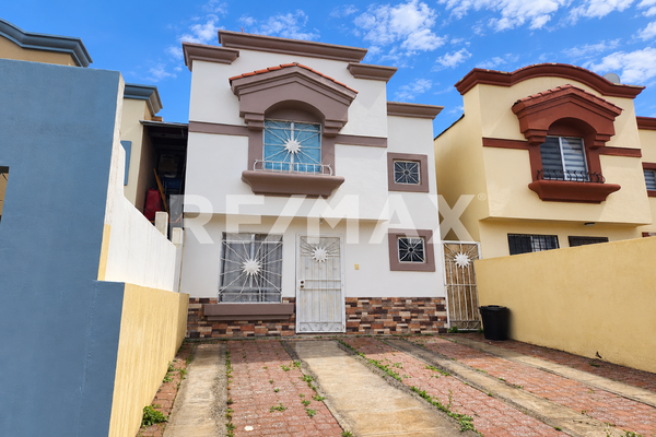 Foto de inmueble en Botello 13, Col. Urbi Quinta del Cedro Segunda Sección C.P. 22564, Tijuana