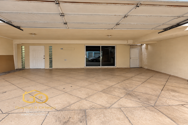 Foto de inmueble en , Col. Villas del Real C.P. 21309, Mexicali
