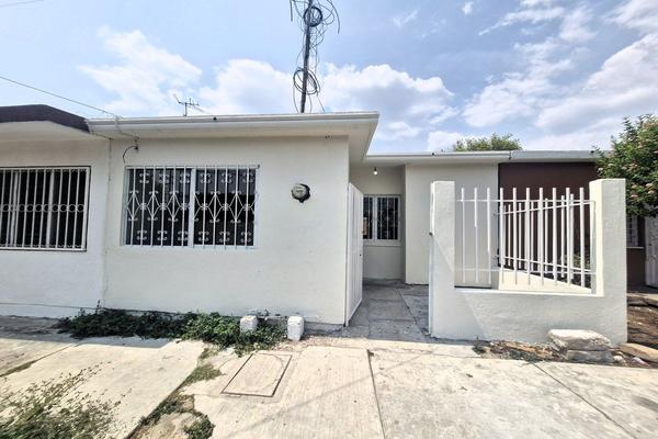 Foto de inmueble en Andador 19, Col. Infonavit Grijalva C.P. 29044, Tuxtla Gutiérrez