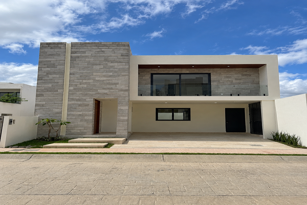 Foto de inmueble en , Col. Pluma de Oro C.P. 29057, Tuxtla Gutiérrez