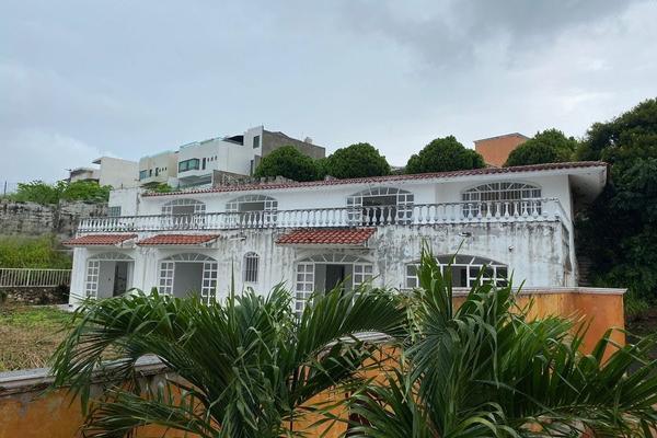 Foto de inmueble en El Roble, Col. Tuxtlán Mactumatza C.P. 29057, Tuxtla Gutiérrez
