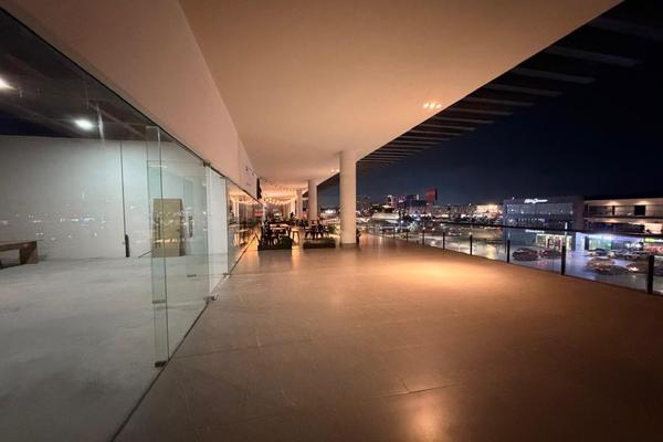 Foto de inmueble en Local en Renta en Plaza Santa Isabel*, Col. Lagos Continental C.P. 25253, Saltillo