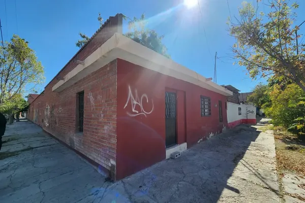 Foto de inmueble en Escobedo esq C. Opinion, Col. Torreón Centro C.P. 27000, Torreón