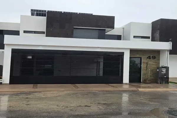 Foto de inmueble en CIRCUITO ALONDRA #49, Col. Villa de las Palmas C.P. 27023, Torreón