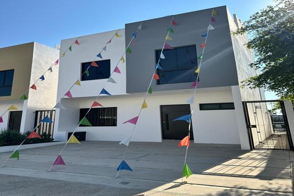 Foto de inmueble en AV. Lazaro Cardenas 150 Fracc. Punta Arena Salahua, Col. Barrio Nuevo Salahua C.P. 28869, Manzanillo