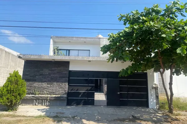 Foto de inmueble en Sin nombre de calle, Col. Delfines C.P. 28869, Manzanillo