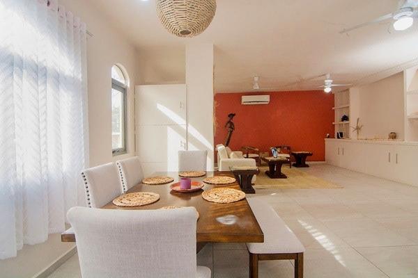 Foto de inmueble en Emiliano Zapata, Col. Las Flores C.P. 28863, Manzanillo