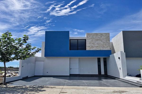 Foto de inmueble en , Col. Real Vista Hermosa C.P. 28018, Colima
