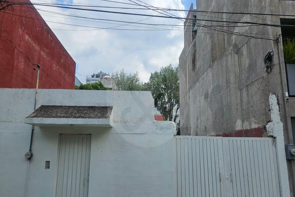 Foto de inmueble en Presa Oviachic 100, Col. Irrigación C.P. 11500, Miguel Hidalgo