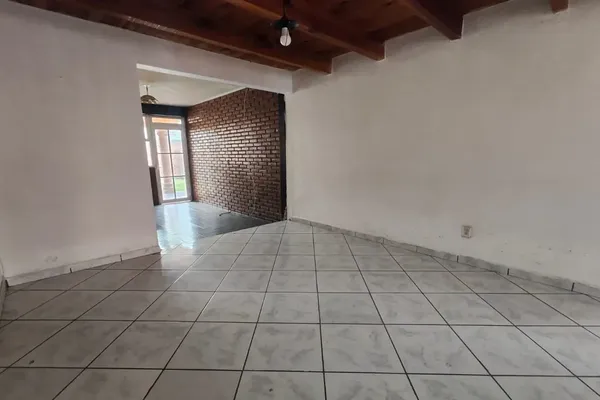 Foto de inmueble en TECNICOS Y MANUALES #4, Col. San Nicolás Tolentino C.P. 09850, Iztapalapa
