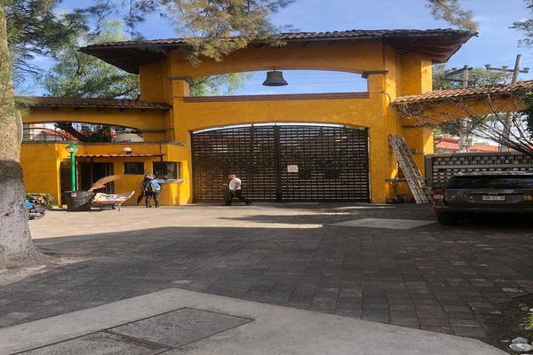 Foto de inmueble en Camino Real al Ajusco, Col. Santa María Tepepan C.P. 16020, Xochimilco
