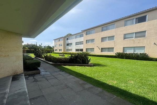 Foto de inmueble en Cda. Prolongación Abasolo, Col. Valle Escondido C.P. 14600, Tlalpan