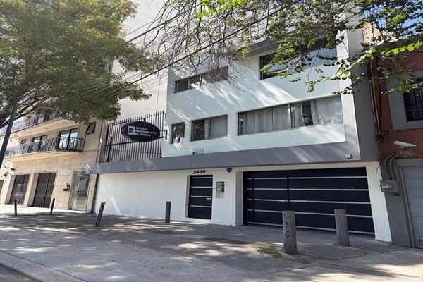 Foto de inmueble en CALZADA DE TLALPAN, Col. Xotepingo C.P. 04610, Coyoacán