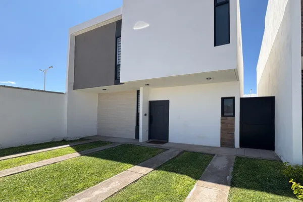 Foto de inmueble en Sin nombre de calle, Col. Los Cedros C.P. 35049, Gómez Palacio